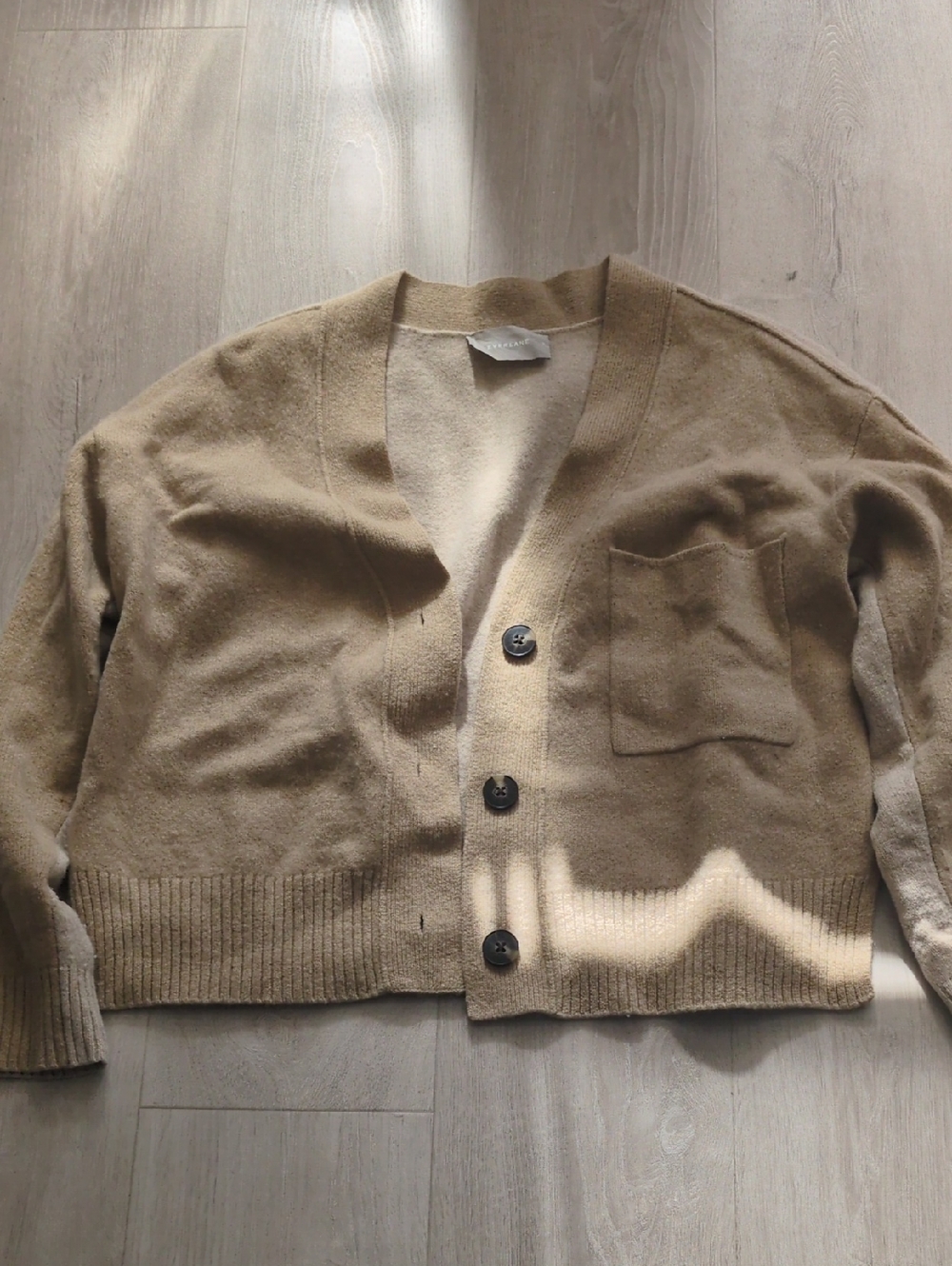 Everlane Two Tone Beige Cropped Wool Cardigan